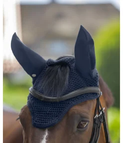 Bonnet anti-mouches avec passage de toupet