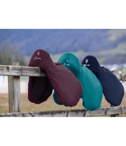 Housse de selle en polaire avec passant de sangle